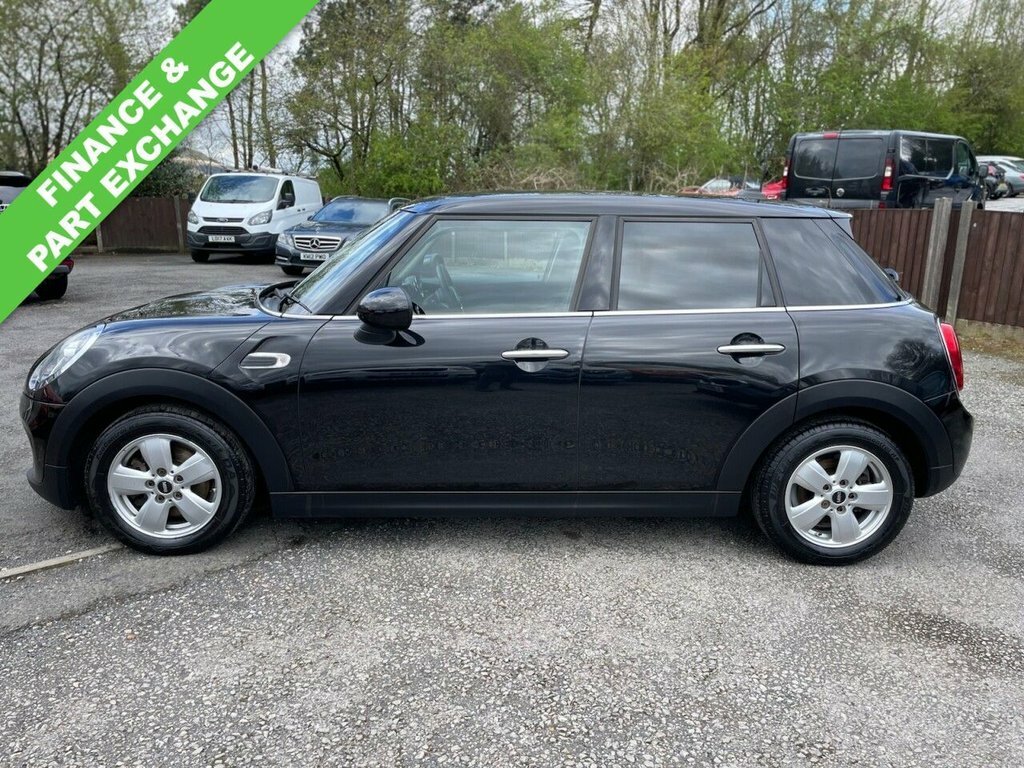 Mini Hatch 1.5L Cooper Classic NG68ALO Black #3