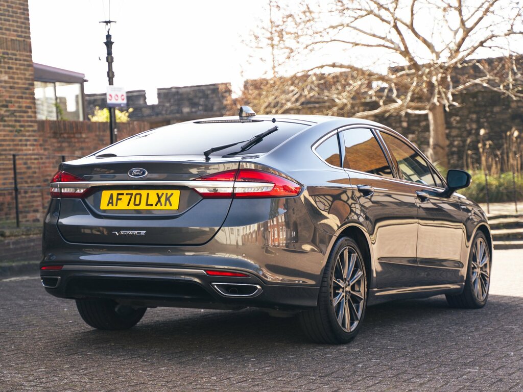 Ford Mondeo 2.0 Ecoblue Vignale Hatchback Awd Grey #5