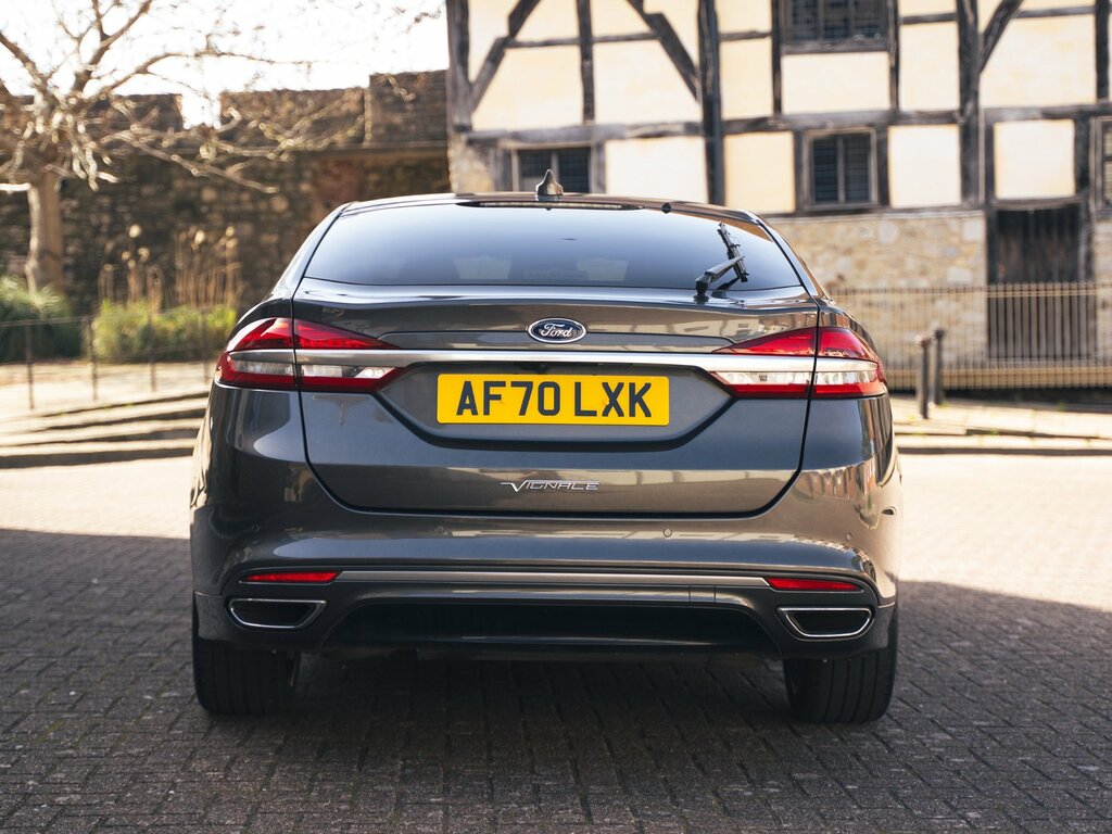 Ford Mondeo 2.0 Ecoblue Vignale Hatchback Awd Grey #6