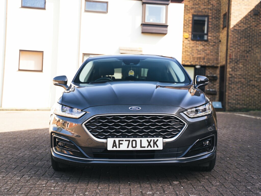 Ford Mondeo 2.0 Ecoblue Vignale Hatchback Awd Grey #3