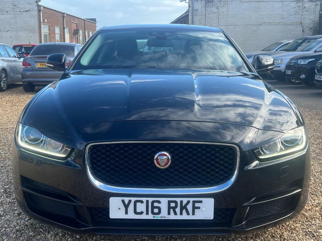 Jaguar XE 2.0D Portfolio Euro 6 S S Black #6