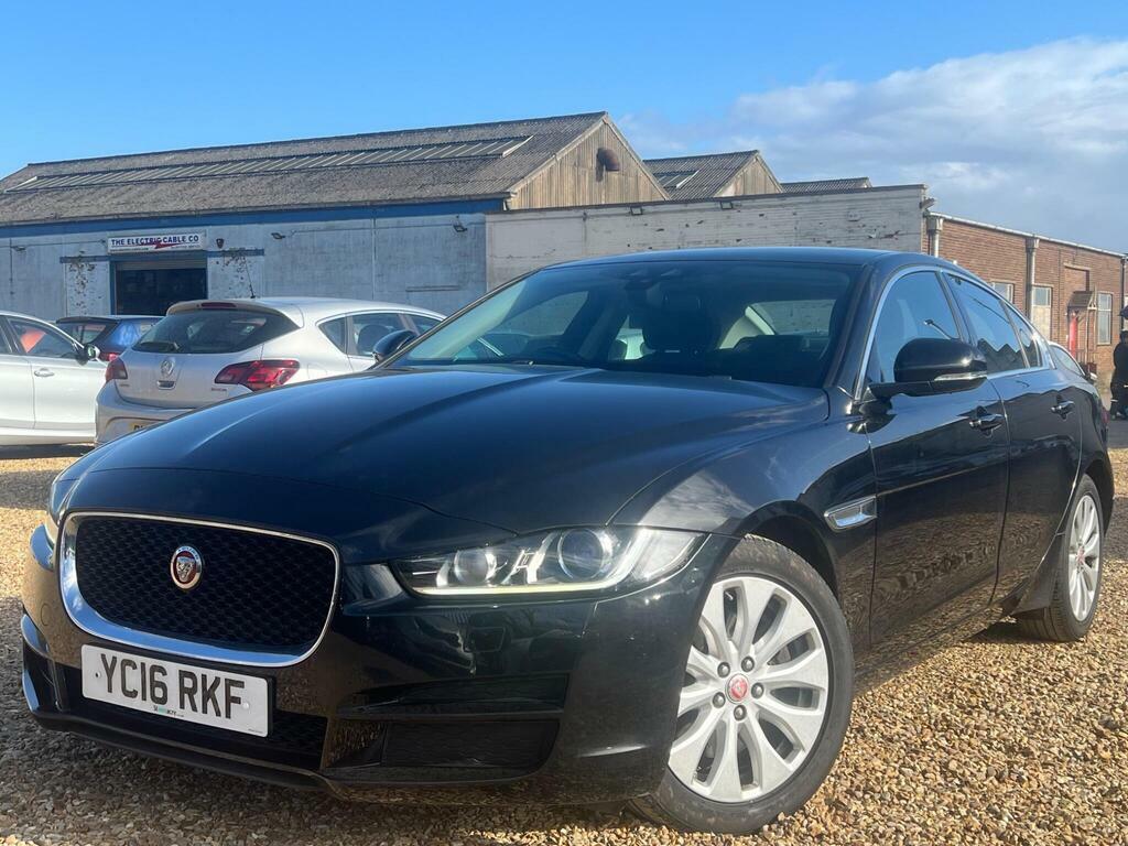 Jaguar XE 2.0D Portfolio Euro 6 S S Black #3