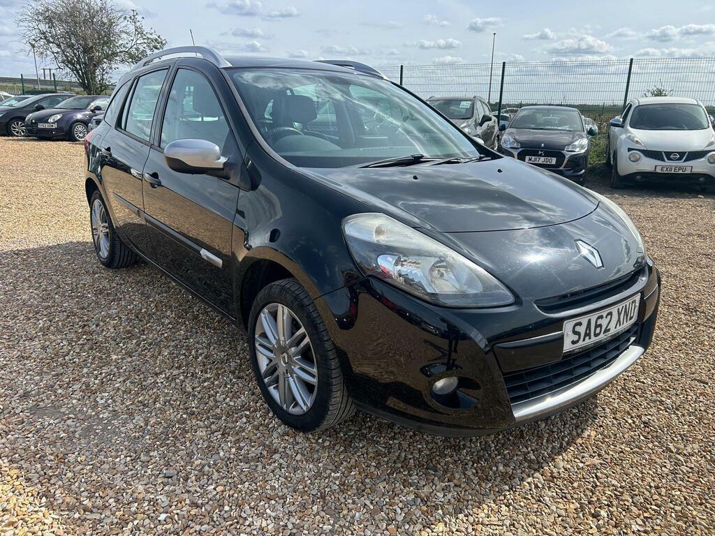Renault Clio 1.2 Dynamique Tomtom Sport Tourer Euro 5 Black