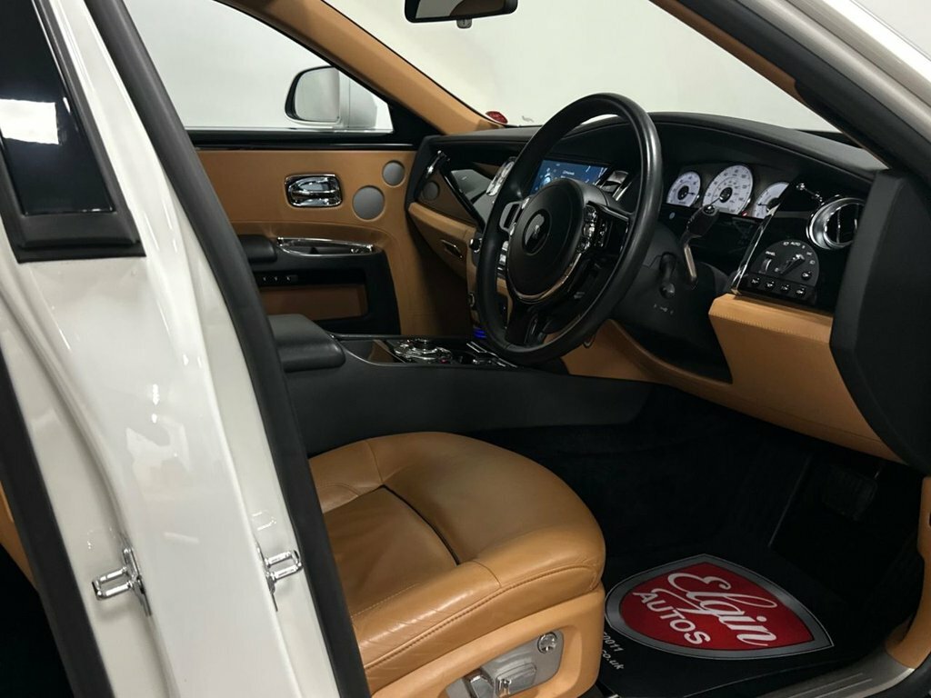 Rolls-Royce Ghost 6.6 V12 564 Bhp Blue #28