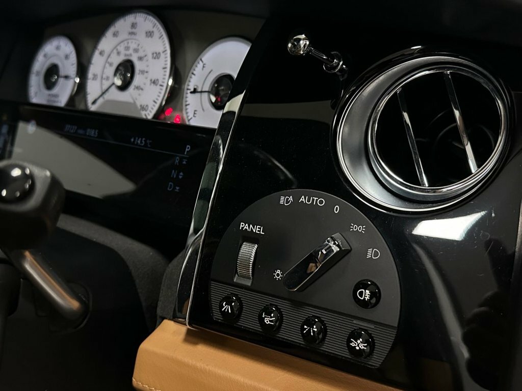 Rolls-Royce Ghost 6.6 V12 564 Bhp Blue #35