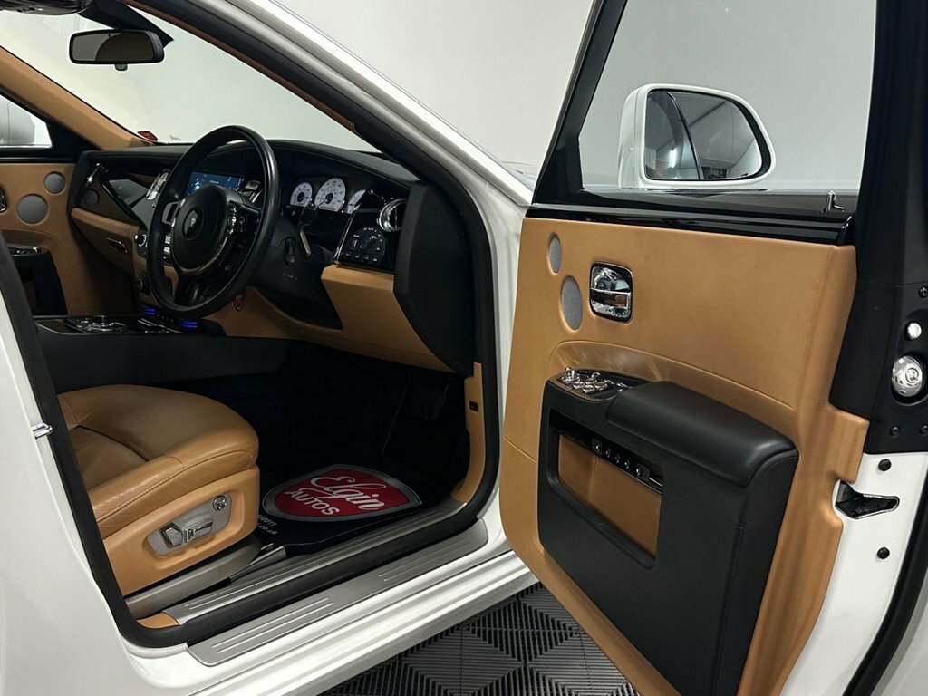 Rolls-Royce Ghost 6.6 V12 564 Bhp Blue #37