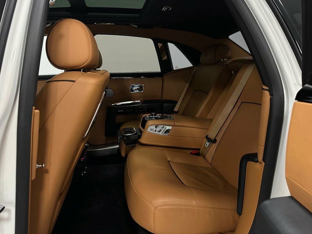 Rolls-Royce Ghost 6.6 V12 564 Bhp Blue #50