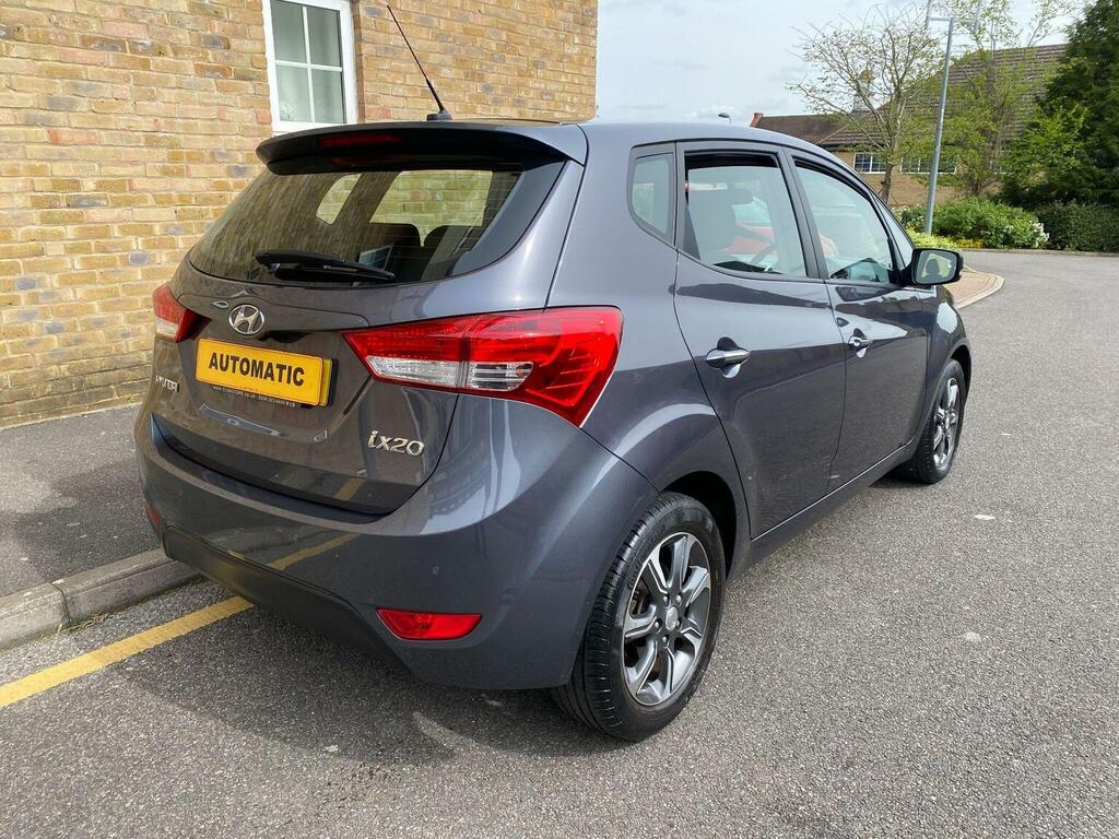 Hyundai Ix20 Hatchback 1.6 Se Nav Euro 6 201767 Grey #3