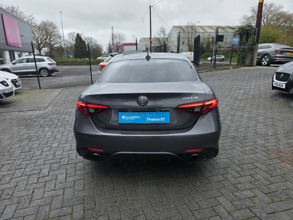Alfa Romeo Giulia Veloce Tb 