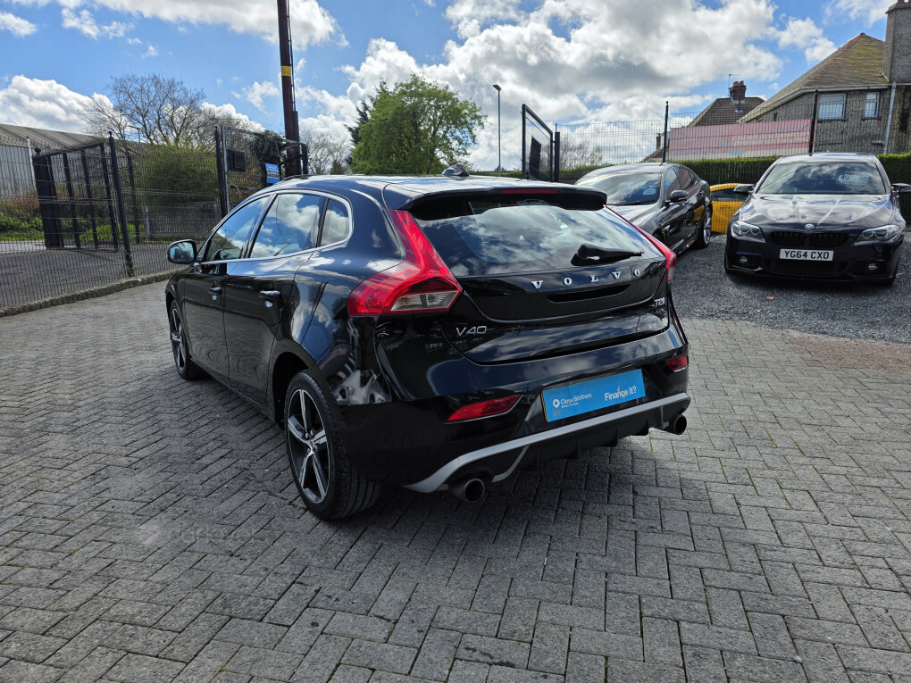 Volvo V40 R-design T2 Black