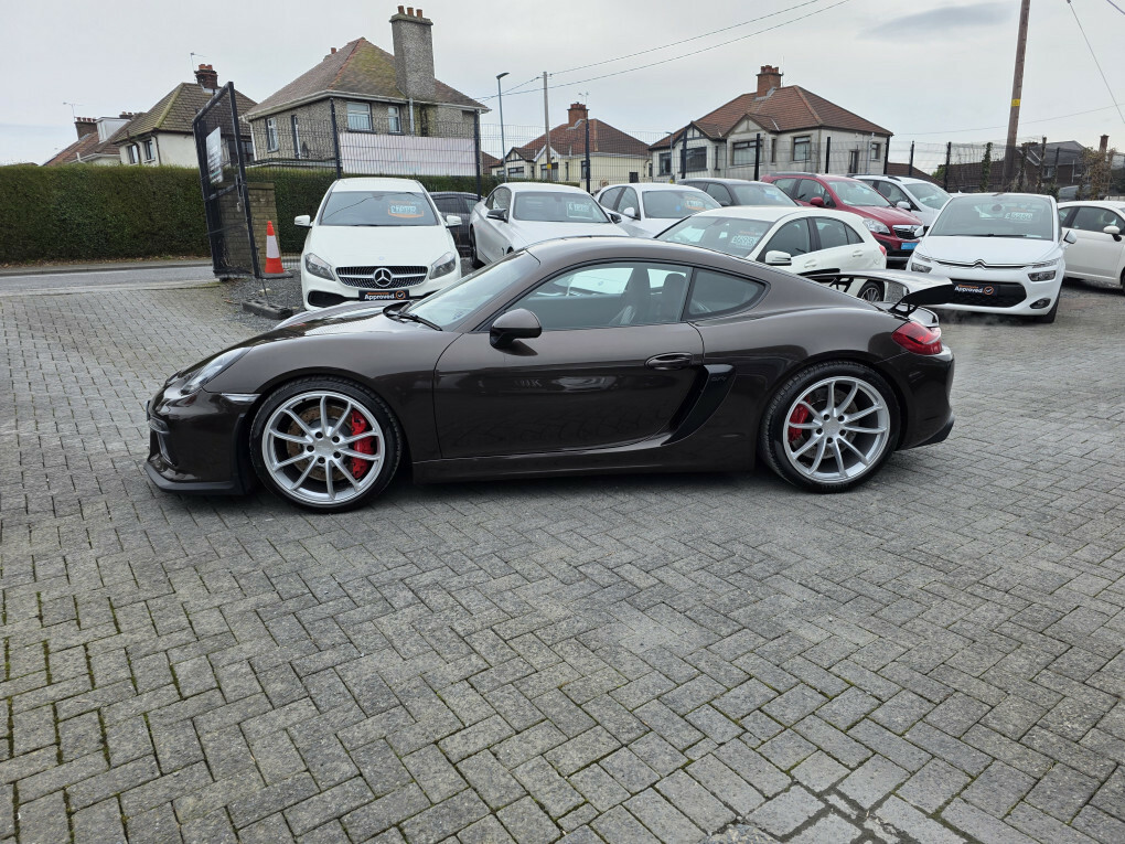 Porsche Cayman Gt4  #4