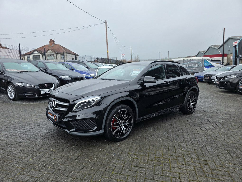 Mercedes-Benz GLA Class 220 D 4Matic Amg Line Premium DGZ3133 #3