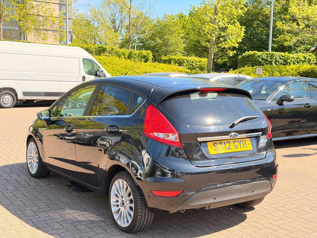 Ford Fiesta 1.4 Titanium ST12GYH Black #4