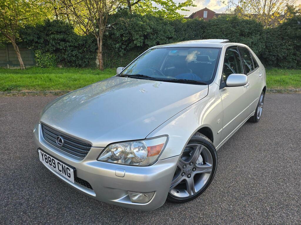 Lexus IS 2.0 200 Se Silver