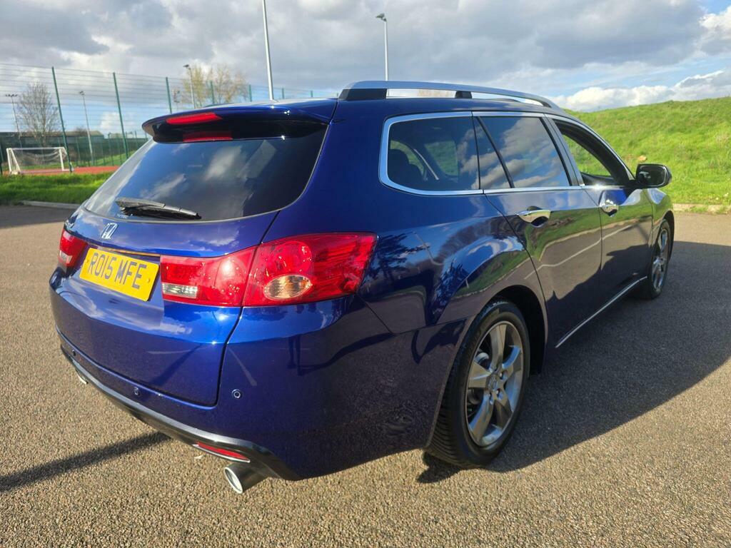 Honda Accord 2.2 I-dtec Es Gt White #29