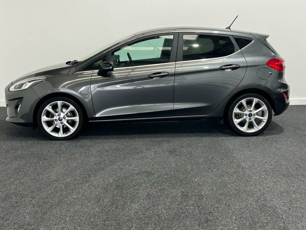 Ford Fiesta 1L Titanium KV67BOH Grey #3