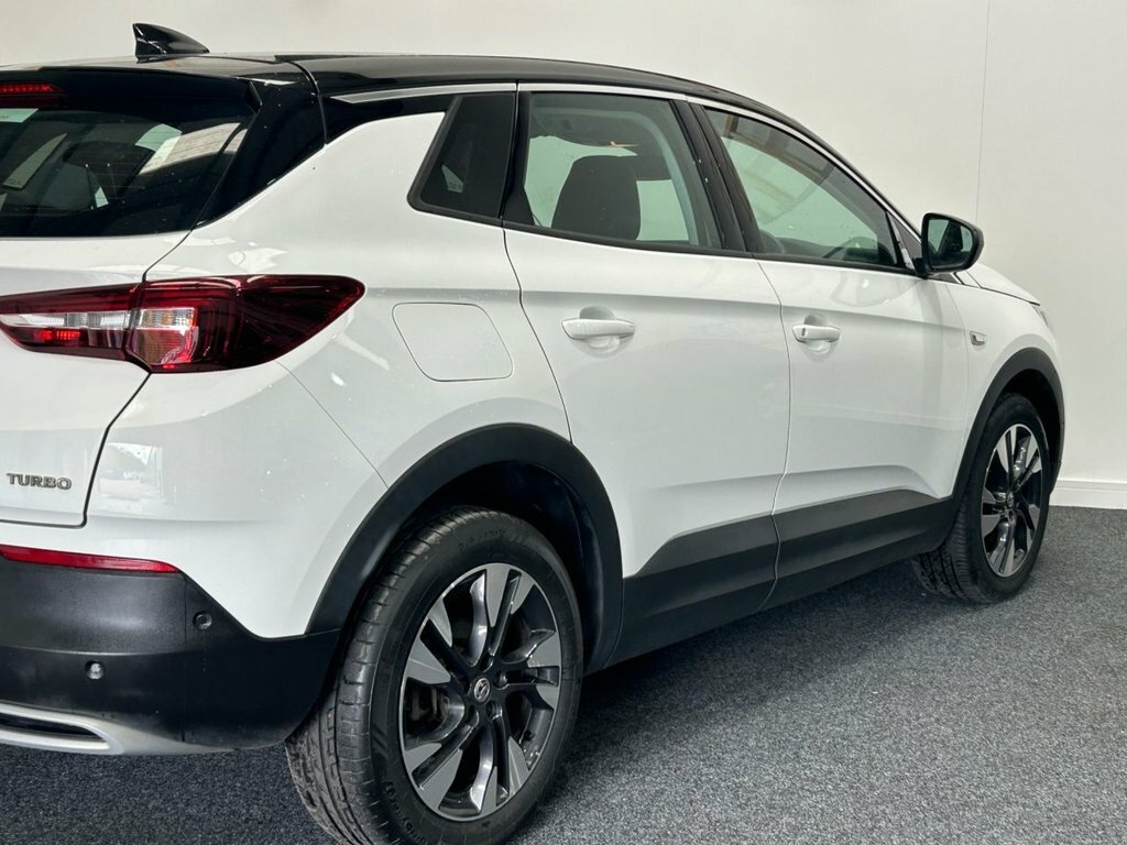 Vauxhall Grandland X 1.2L Sport Nav White #5