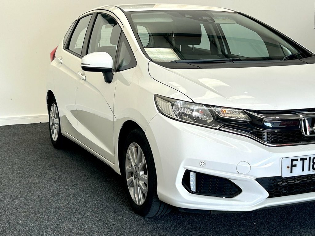 Honda Jazz 1.3L Se FT18CKX White #6