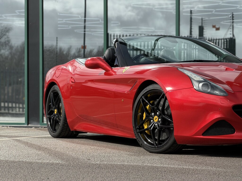 Ferrari California Convertible 3.8 V8 T 201515 Red #4