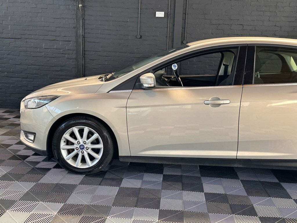 Ford Focus 1.5L Titanium SJ65PTY Silver #3