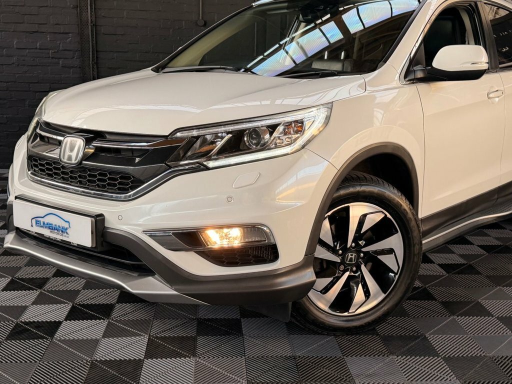 Honda Cr-V 1.6L Ex RK15RFN White #2