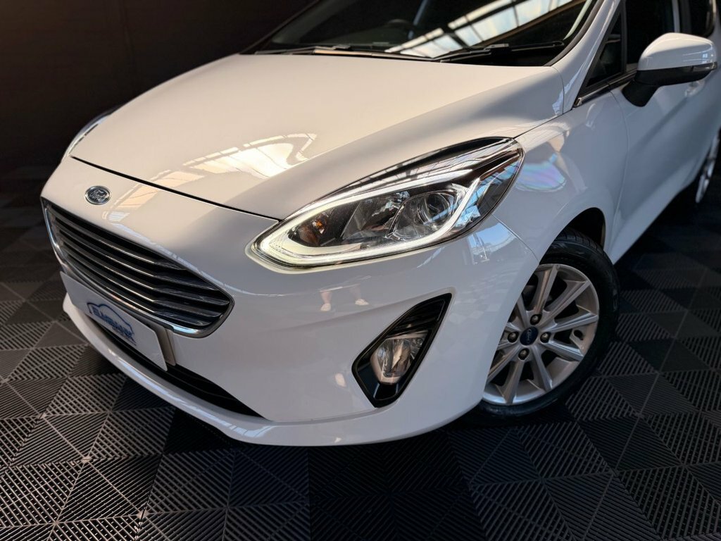Ford Fiesta 1L Titanium SJ19CGY White #2