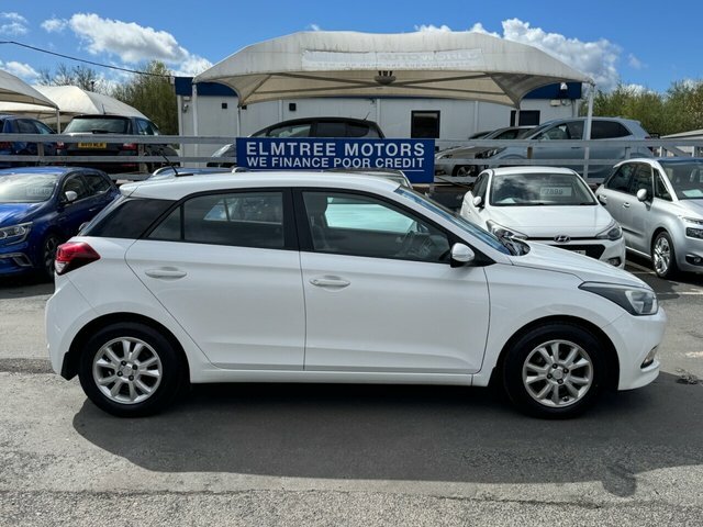 Hyundai I20 1.2 Se Edition Hatchback Euro NV17RKZ White #6