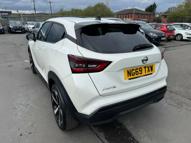 Nissan Juke 1.0 Dig T N Connecta Suv Eu NG69TXW White #5