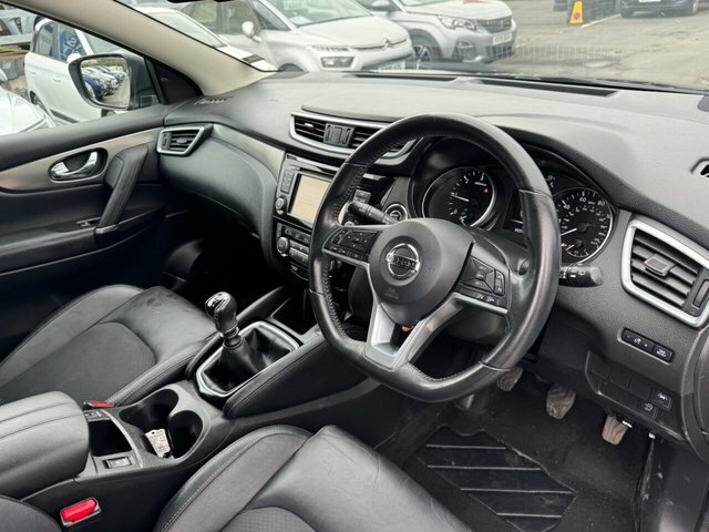 Nissan Qashqai 1.5 Turbo Dci Tekna Edition Suv Ma VN68EFJ Black #2