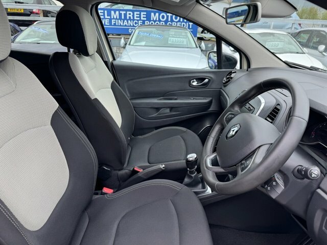 Renault Captur 1.3 Tce Iconic Edition Suv LV69OJN White #2