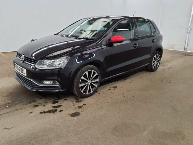 Volkswagen Polo 1.2 Tsi Beats Edition Bluemotion Tech 5 D BW66UEL Black #4