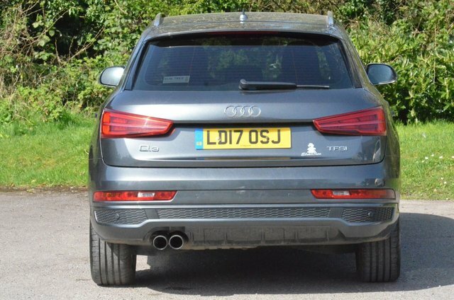 Audi Q3 Tfsi Cod S Line LD17OSJ Grey #4