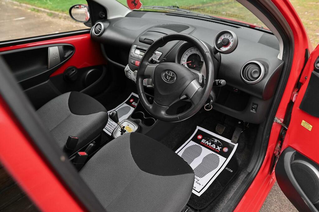 Toyota Aygo 1.0 Vvt-i Move Multimode Euro 5 201463 Red #3