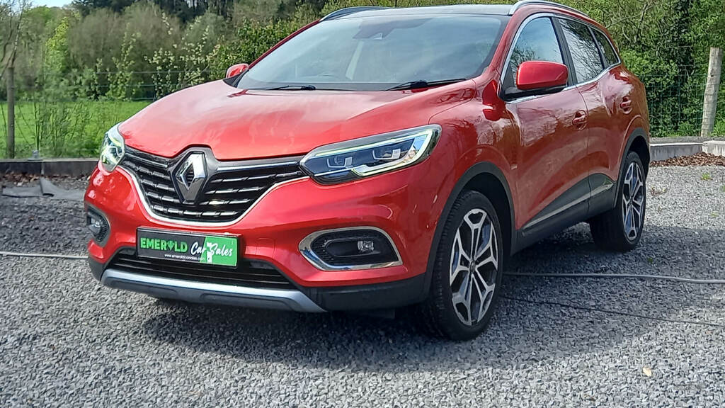 Renault Kadjar 1.5 Blue Dci Gt Line GF69UHW Red #2