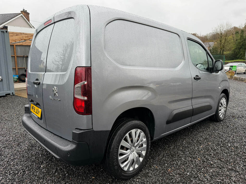 Peugeot Partner 1000 1.6 Bluehdi 100 Professional Van MF19JUY Grey #4