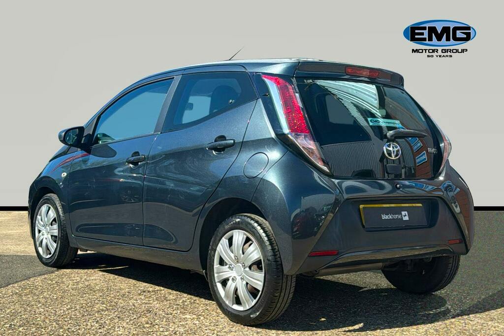 Toyota Aygo 1.0 Vvt I X Play Hatchback LL65NHK Grey #4