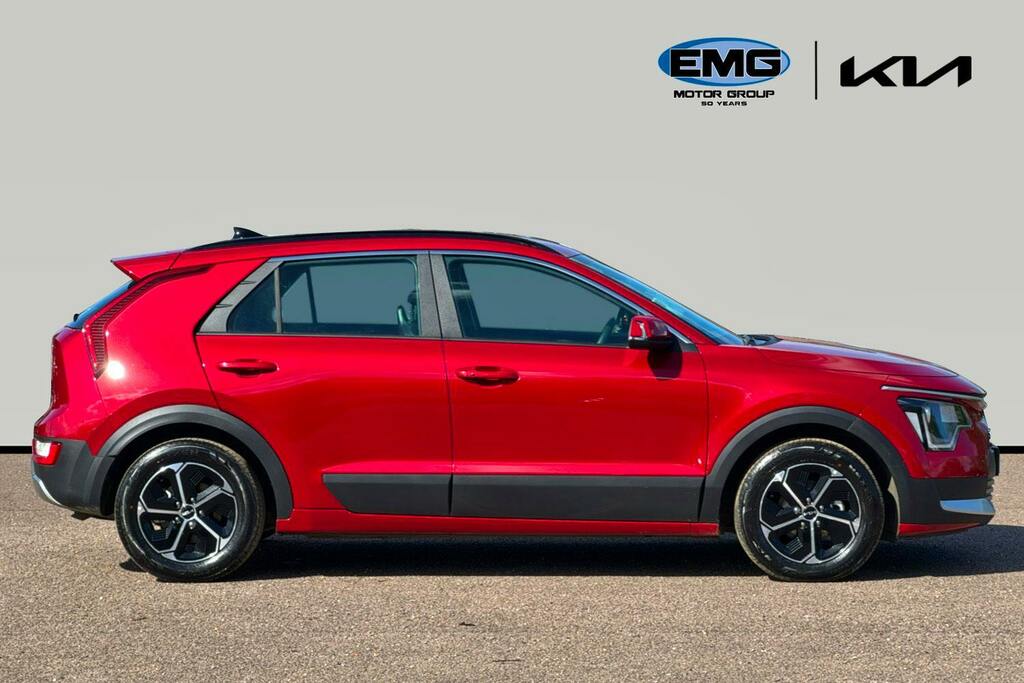 Kia Niro 1.6 Gdi 11.1Kwh 2 Suv Plug In Hybrid Dc Red #3