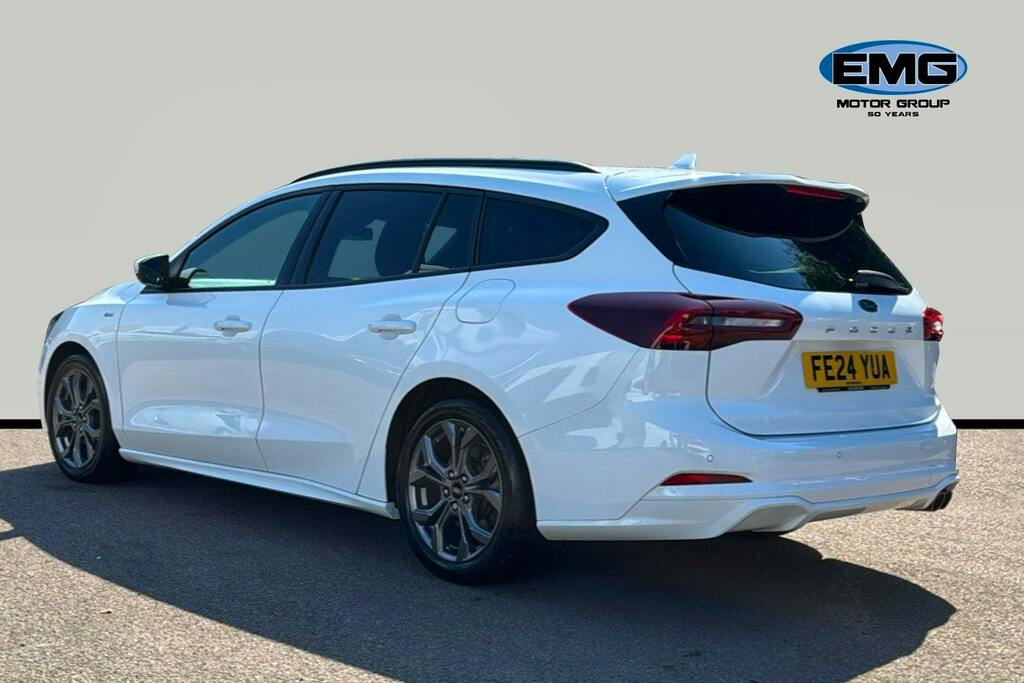 Ford Focus 1.0T Ecoboost Mhev St Line Estate Hybri FE24YUA White #4