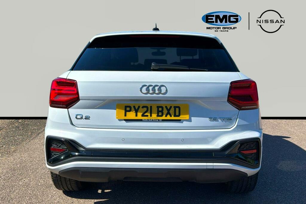 Audi Q2 1.5 Tfsi Cod 35 Black Edition Suv S Tro PY21BXD White #5