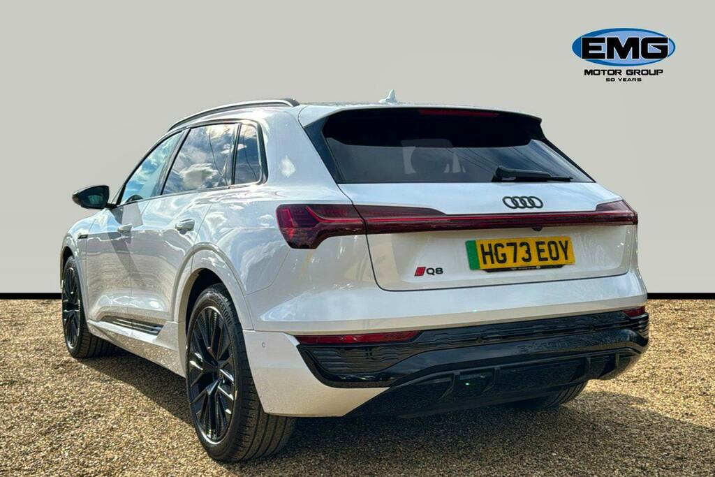Audi Q8 e tron 55 Black Edition Suv Quattro 114 White #4