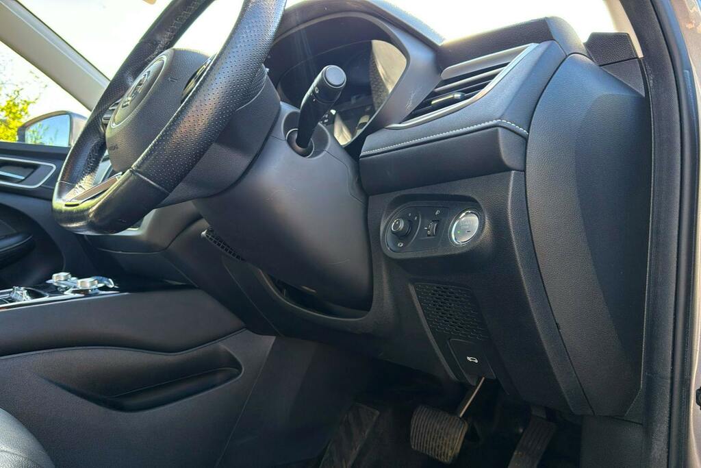 MG  125Kw Se Ev 51Kwh  #25