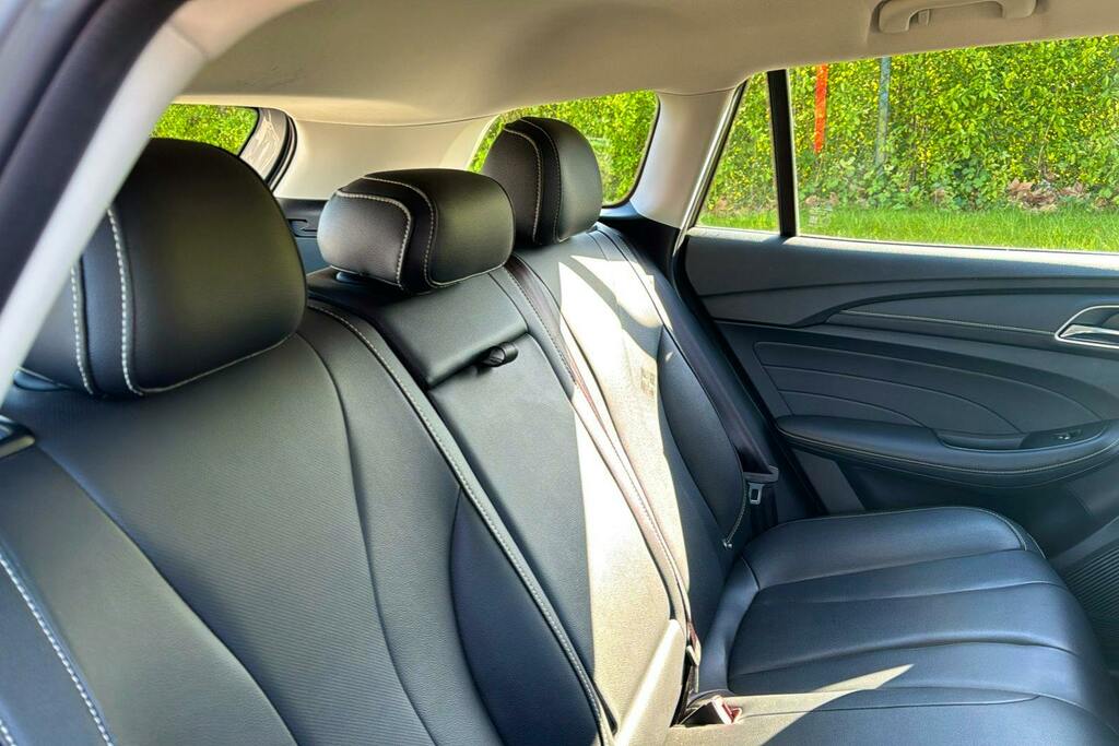 MG  125Kw Se Ev 51Kwh  #11