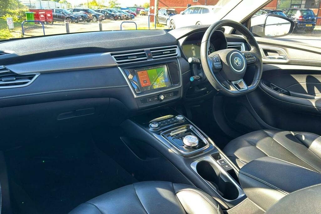 MG  125Kw Se Ev 51Kwh  #10