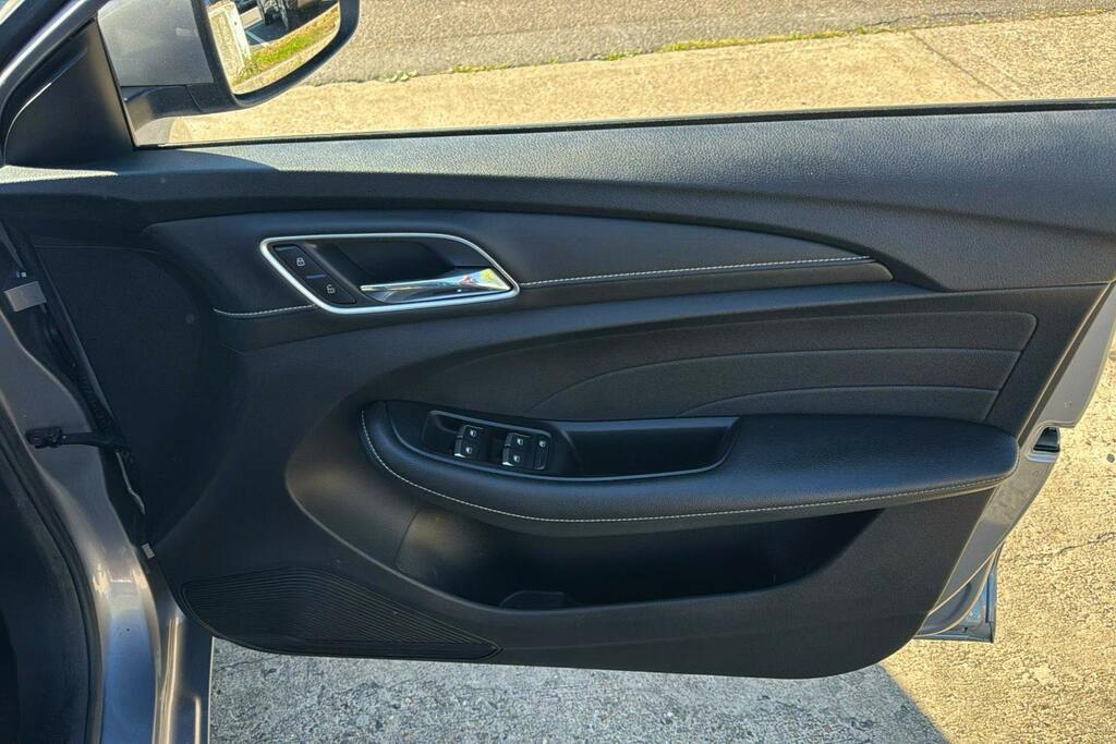 MG  125Kw Se Ev 51Kwh  #24