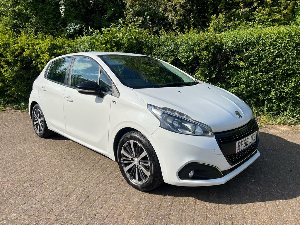Peugeot 208 1.2 Puretech Xs Lime Euro 6 White