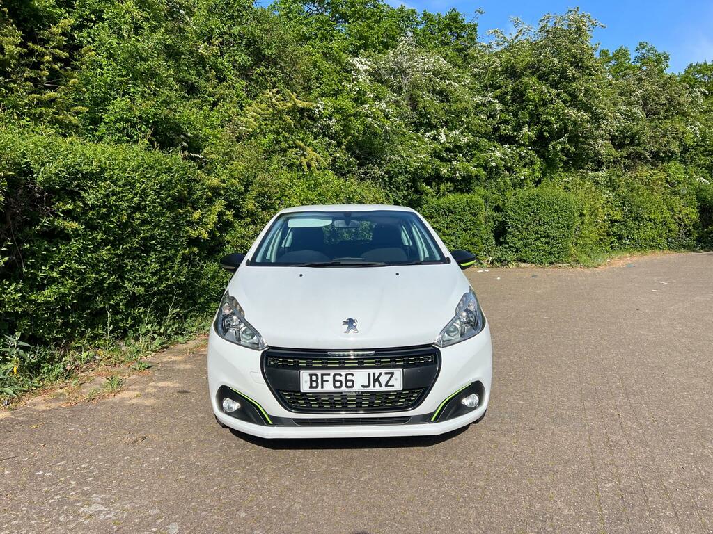 Peugeot 208 1.2 Puretech Xs Lime Euro 6 BF66JKZ White #6