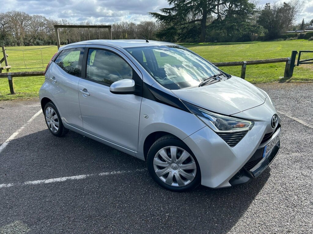Toyota Aygo 1.0 Vvt-i X-play Euro 6 Silver