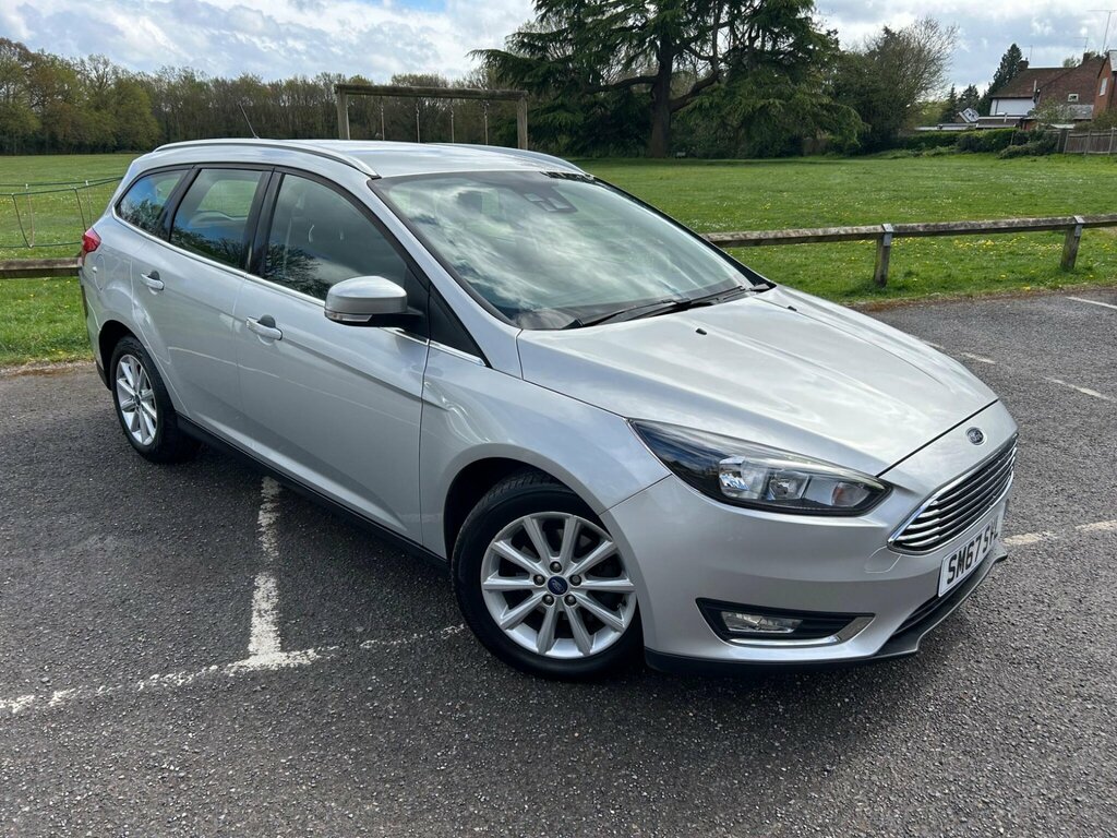 Ford Focus 1.0T Ecoboost Titanium Euro 6 Ss Silver