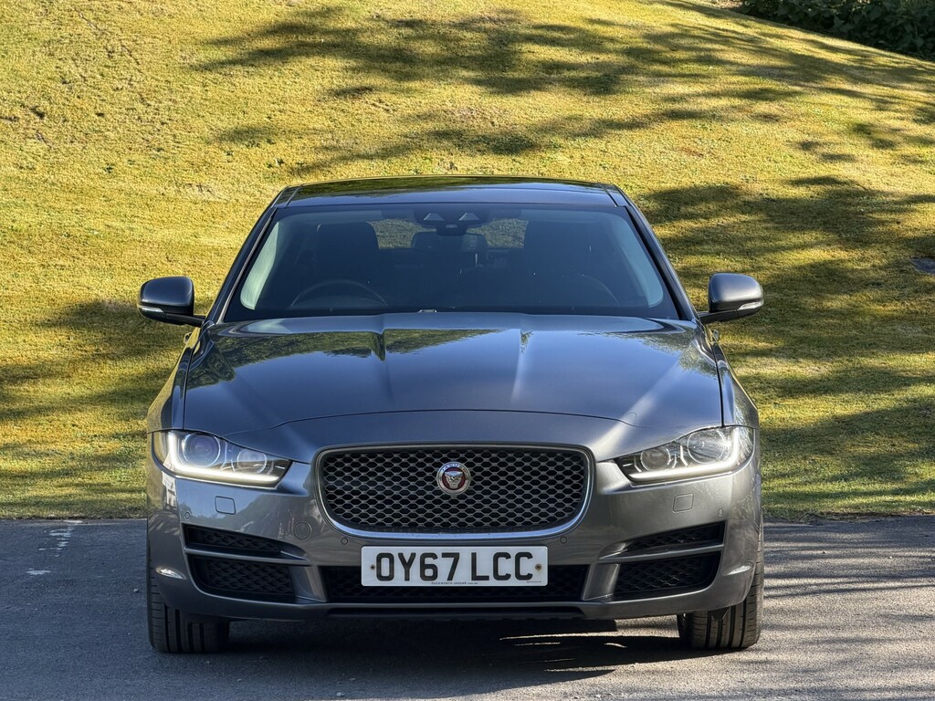 Jaguar XE Saloon 2.0 D Portfolio 201767 OY67LCC Grey #4