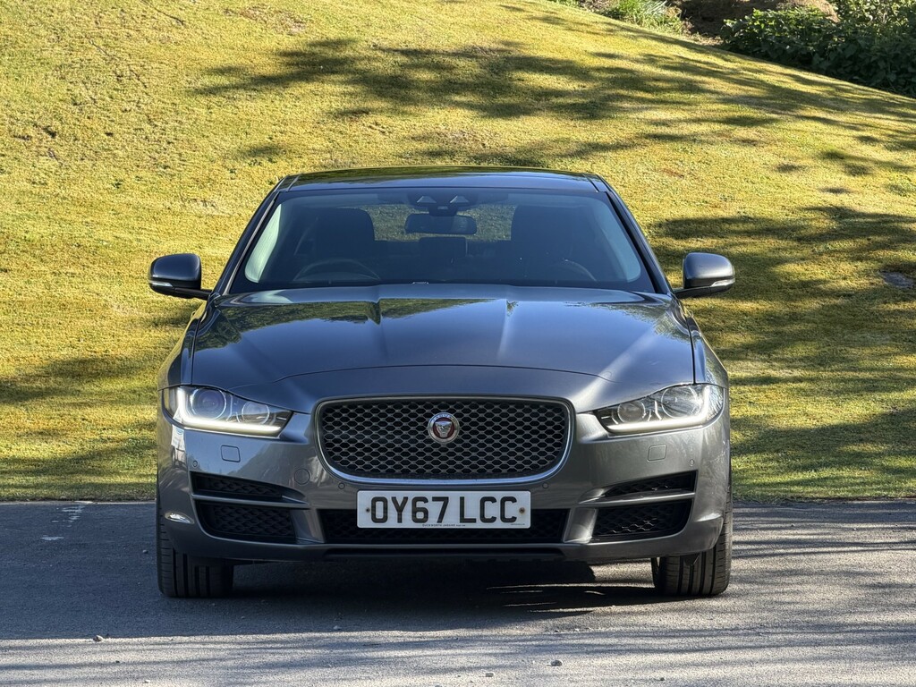 Jaguar XE Saloon 2.0 D Portfolio 201767 OY67LCC Grey #5